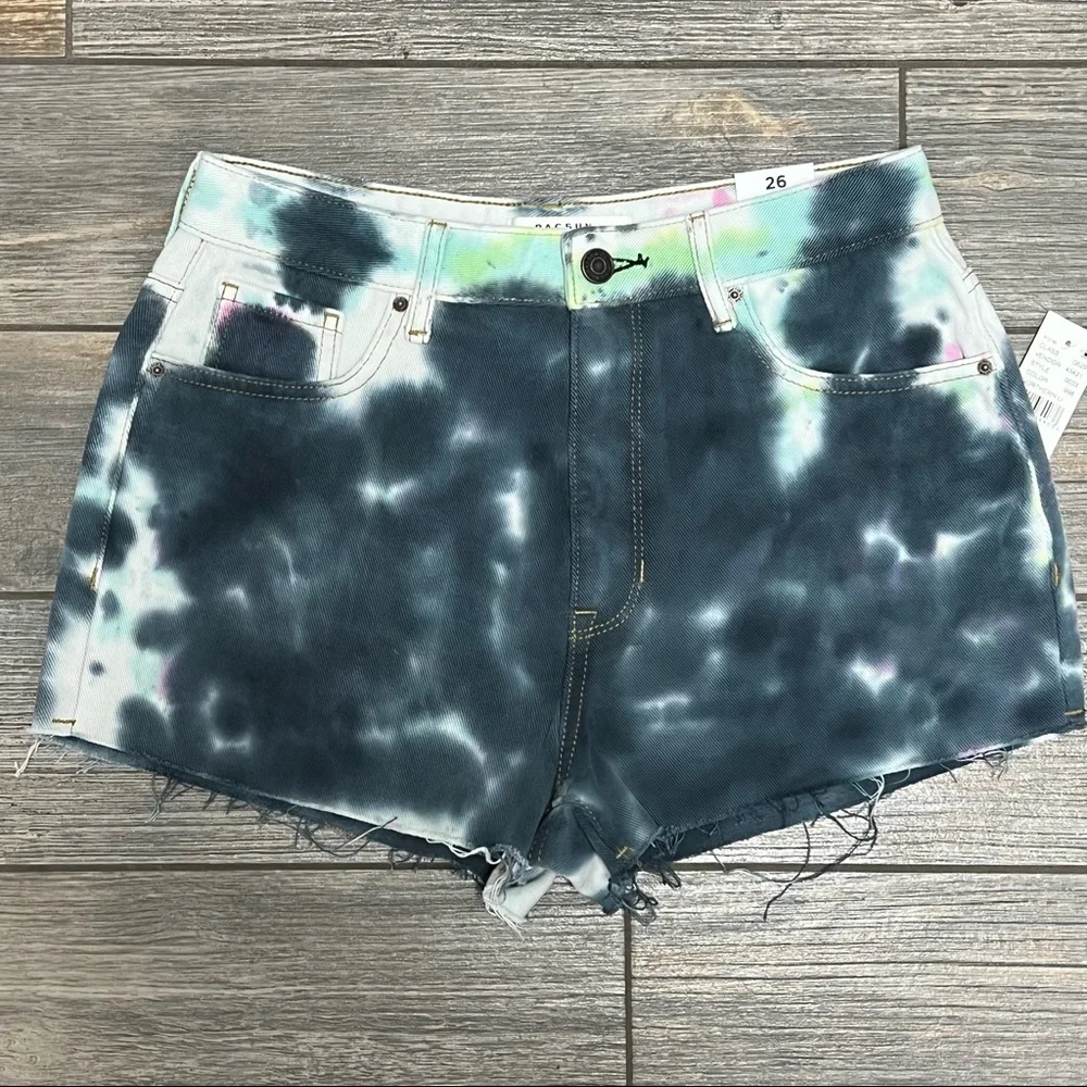 NWT Pacsun Tie Dye High Waisted Denim  Festival Shorts Size 26 Colorful Jeans - Picture 6 of 15